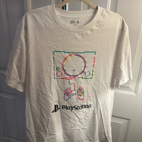 PlayStation x UNIQLO UT Graphic T shirt Sony Video Game Retro Logo US Size XL - Picture 2 of 5